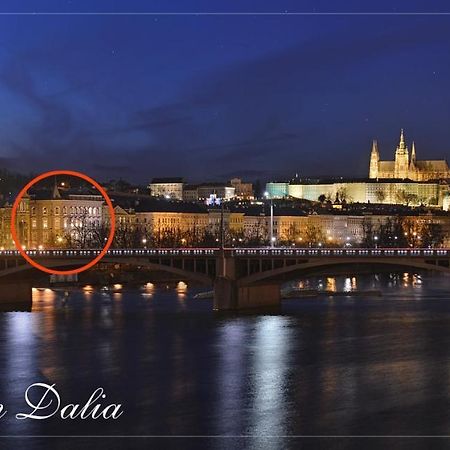 Apartman Dalia Janackovo Nabrezi プラハ エクステリア 写真