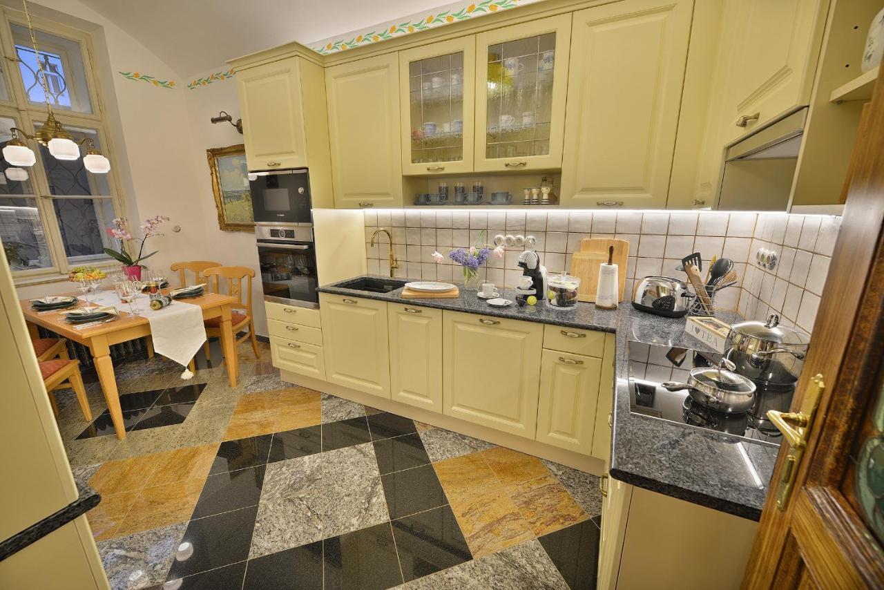 Apartman Dalia Janackovo Nabrezi プラハ エクステリア 写真