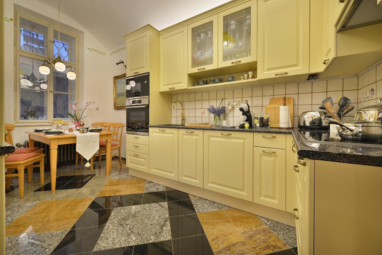 Apartman Dalia Janackovo Nabrezi プラハ エクステリア 写真