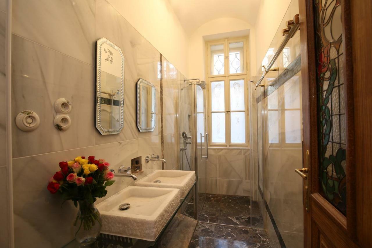 Apartman Dalia Janackovo Nabrezi プラハ エクステリア 写真